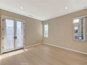 114 Chestnut Grove, Irvine CA 92620