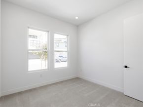 165 Apron, Irvine CA 92618
