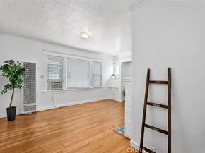 1109 E 1st 7, Long Beach CA 90802