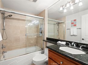 25 LakeView 60, Irvine CA 92604