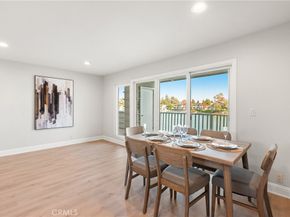 25 LakeView 60, Irvine CA 92604