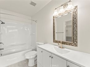 2960 Champion Way 1304, Tustin CA 92782