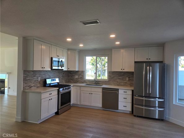 336 Fallingstar, Irvine CA 92614