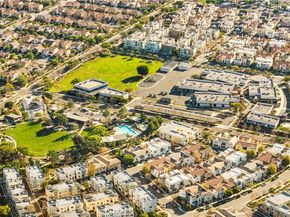 172 Newall, Irvine CA 92618