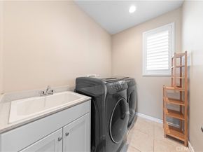 172 Newall, Irvine CA 92618