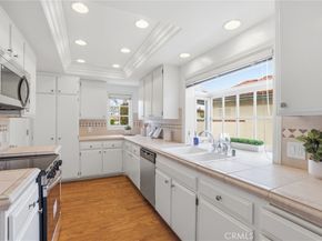 24952 Sunset Place E, Laguna Hills CA 92653