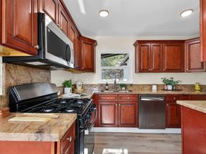 2332 S Highland Avenue, Los Angeles CA 90016