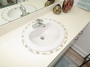 1980 McKinney Way #13r (M15), Seal Beach CA 90740