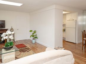 1980 McKinney Way #13r (M15), Seal Beach CA 90740