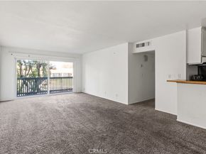 576 N Bellflower 233, Long Beach CA 90814