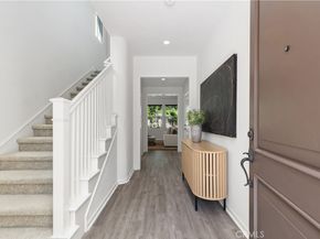 275 Rodeo 8, Irvine CA 92602