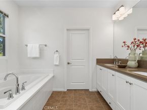 275 Rodeo 8, Irvine CA 92602