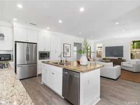 275 Rodeo 8, Irvine CA 92602