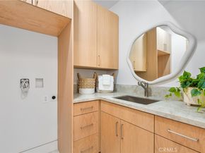 520 11th Street, Huntington Beach CA 92648