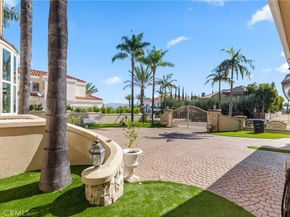 27495 Hidden Trail Road, Laguna Hills CA 92653