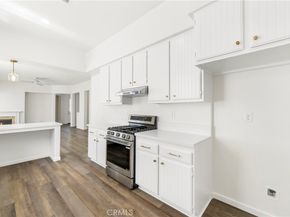 66 Turnbury, Irvine CA 92620