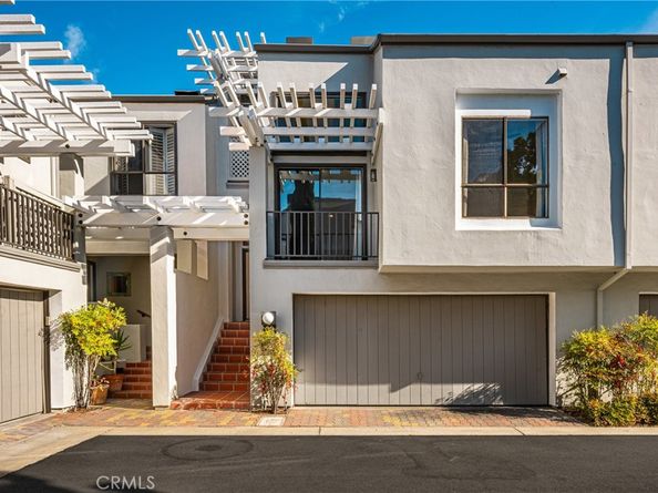 30 Waterway 43, Irvine CA 92614