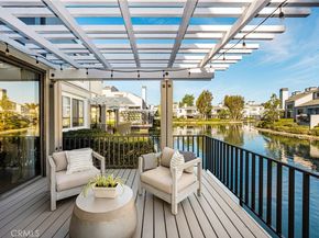 30 Waterway 43, Irvine CA 92614