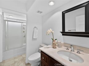 11 Park Vista, Irvine CA 92604