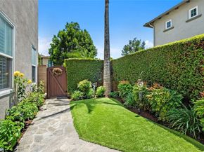 9 Petaluma, Irvine CA 92602
