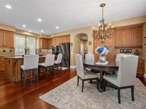 9 Petaluma, Irvine CA 92602