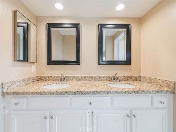 7 Tivoli, Irvine CA 92620