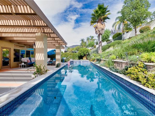 5730 Glen Oaks, La Verne CA 91750