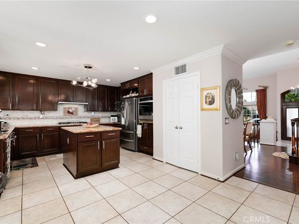 5730 Glen Oaks, La Verne CA 91750