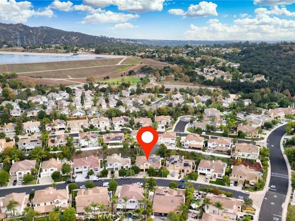 5730 Glen Oaks, La Verne CA 91750