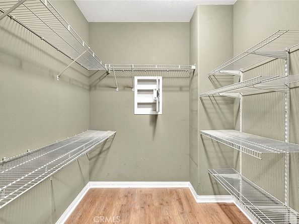 8043 Jamestown, Fontana CA 92336