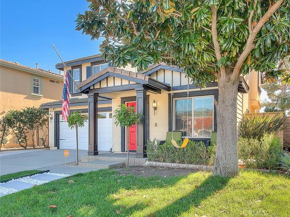 8043 Jamestown, Fontana CA 92336