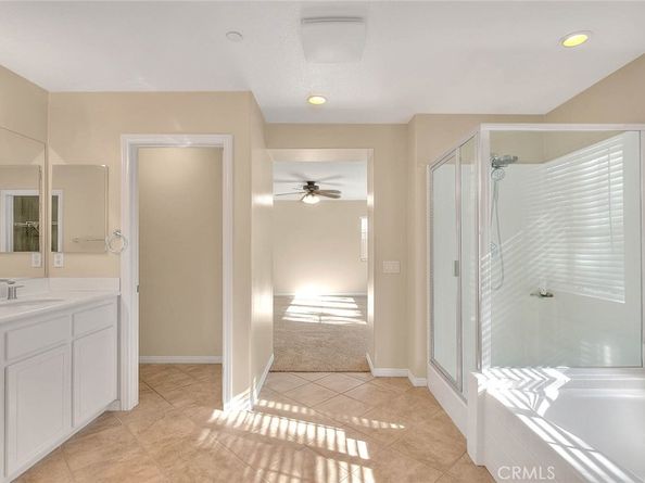 8043 Jamestown, Fontana CA 92336