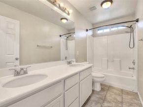 8043 Jamestown, Fontana CA 92336