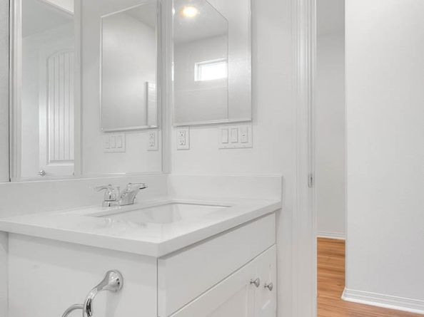 4068 E Amigos Privado, Ontario CA 91761