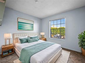 16125 Warmington Lane 12, Huntington Beach CA 92649