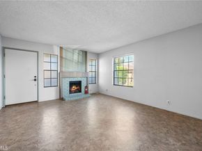 16125 Warmington Lane 12, Huntington Beach CA 92649