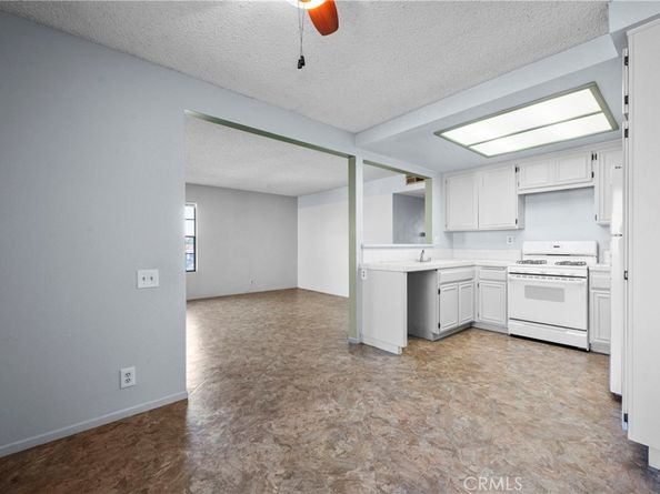 16125 Warmington Lane 12, Huntington Beach CA 92649