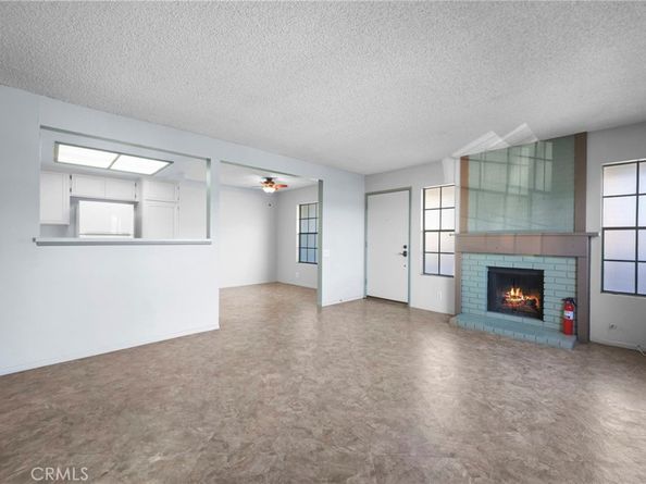 16125 Warmington Lane 12, Huntington Beach CA 92649