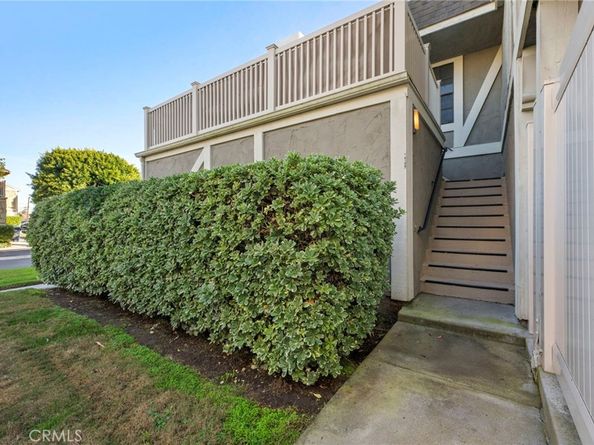 16125 Warmington Lane 12, Huntington Beach CA 92649