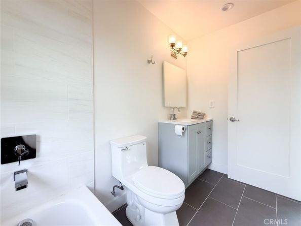 3723 Anita Ave., Pasadena CA 91107