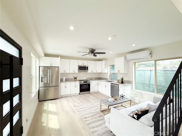 3723 Anita Ave., Pasadena CA 91107