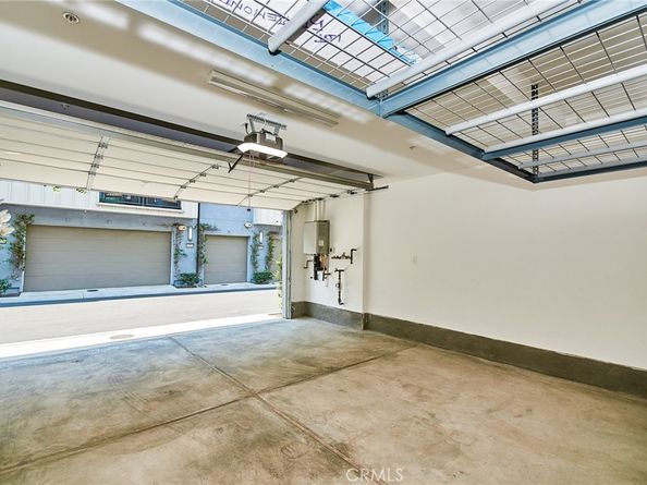 944 N Divino Privado 59, Ontario CA 91764
