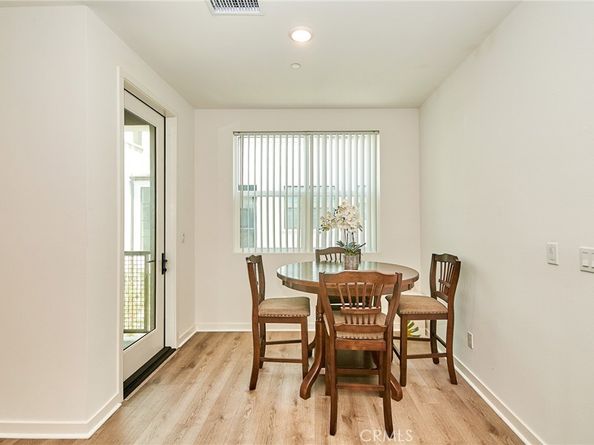 944 N Divino Privado 59, Ontario CA 91764