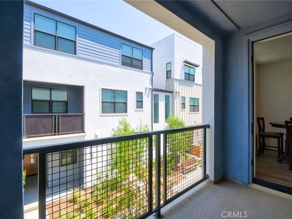 944 N Divino Privado 59, Ontario CA 91764
