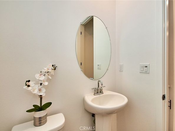 944 N Divino Privado 59, Ontario CA 91764