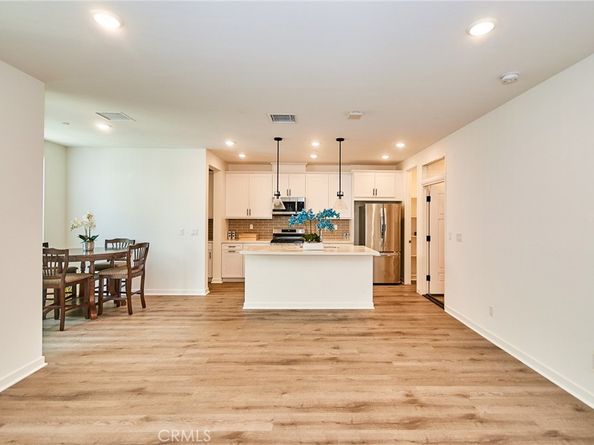 944 N Divino Privado 59, Ontario CA 91764