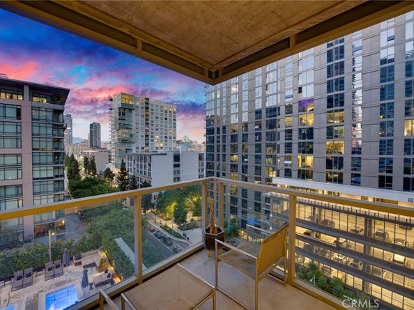1155 S Grand Avenue 1017, Los Angeles CA 90015