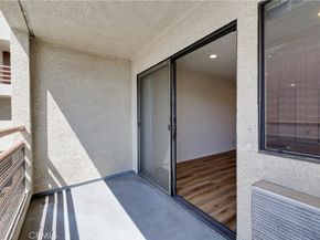 1119 Albany Street 226, Los Angeles CA 90015