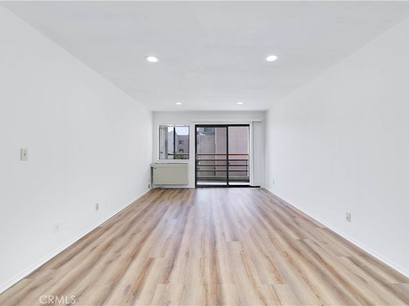 1119 Albany Street 226, Los Angeles CA 90015