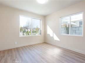 2702 Reynier Avenue, Los Angeles CA 90034